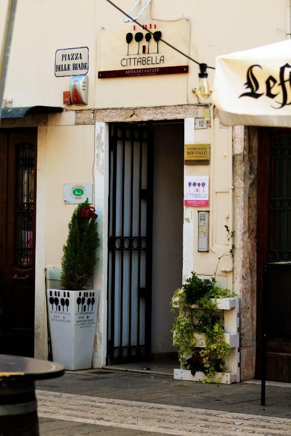 B&B Cittabella ชิตตาเดลลา ภายนอก รูปภาพ